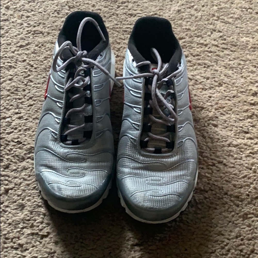 Pre-worn Women’s Nike Air Sneakers